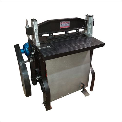 Industrial Spiral Punching Machine By REGENT MECHANICAL WORKS