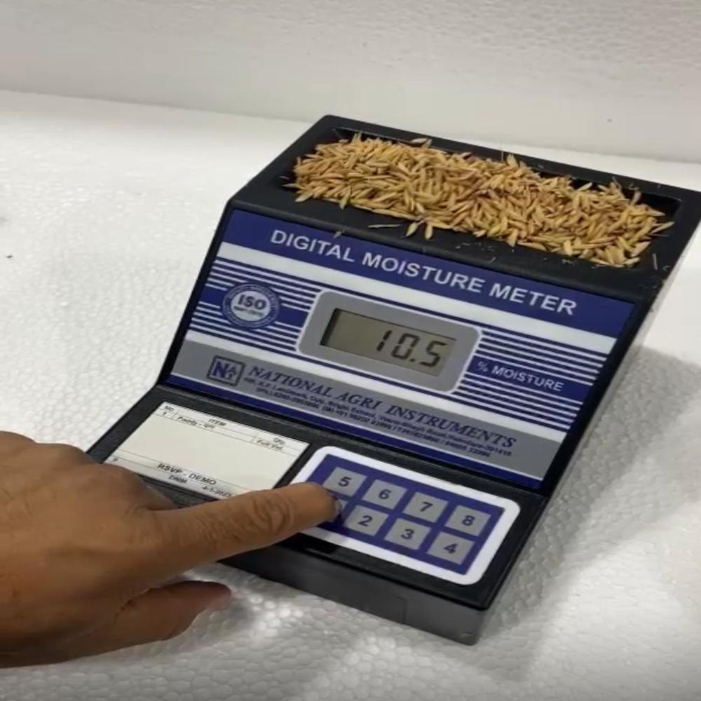 Paddy Digital Moisture Meter - Accuracy: 99.99  %