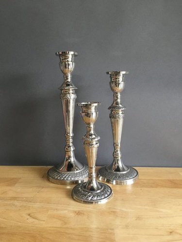 BRASS BRIGHT CANDLE HOLDER
