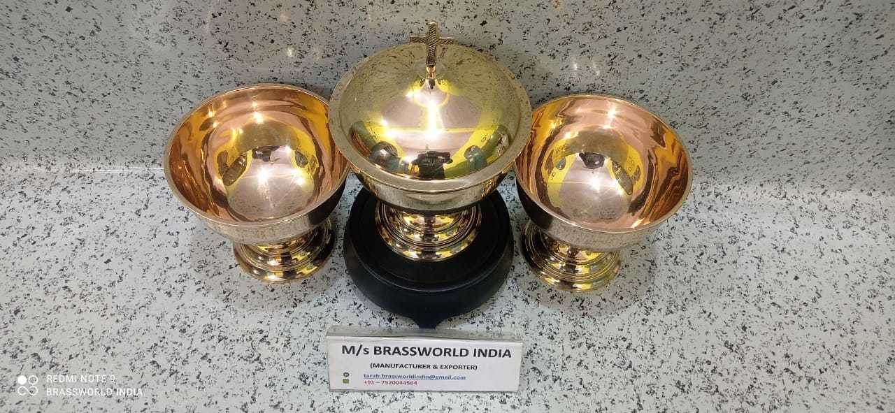 high quality polished gold plated ciborium