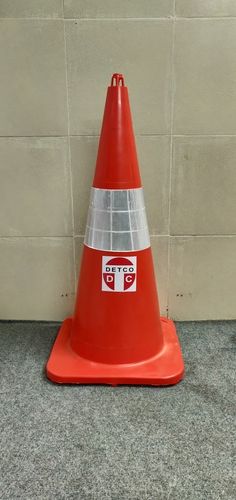 Orange/Red Flexible Traffic Cones