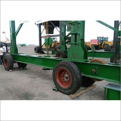 Black Port Hopper Machine Solid Rubber Tyre