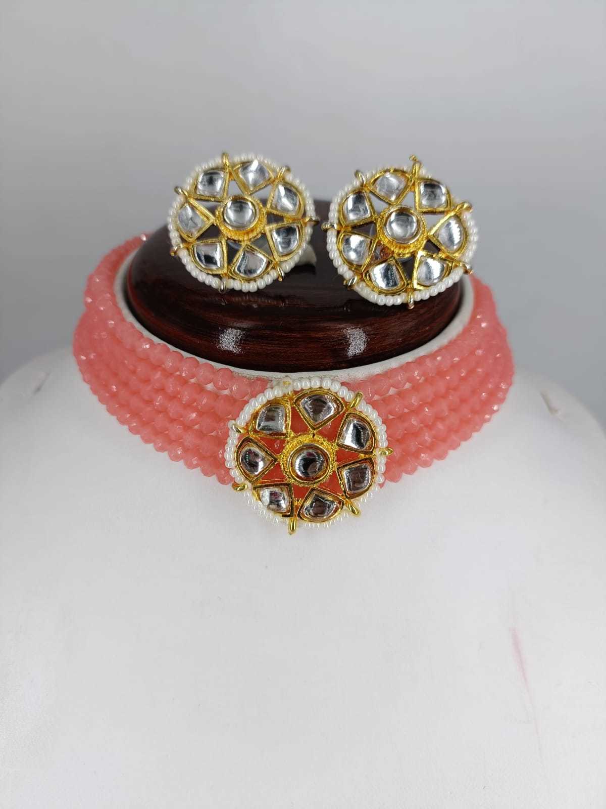 CHOKER NECKLACE