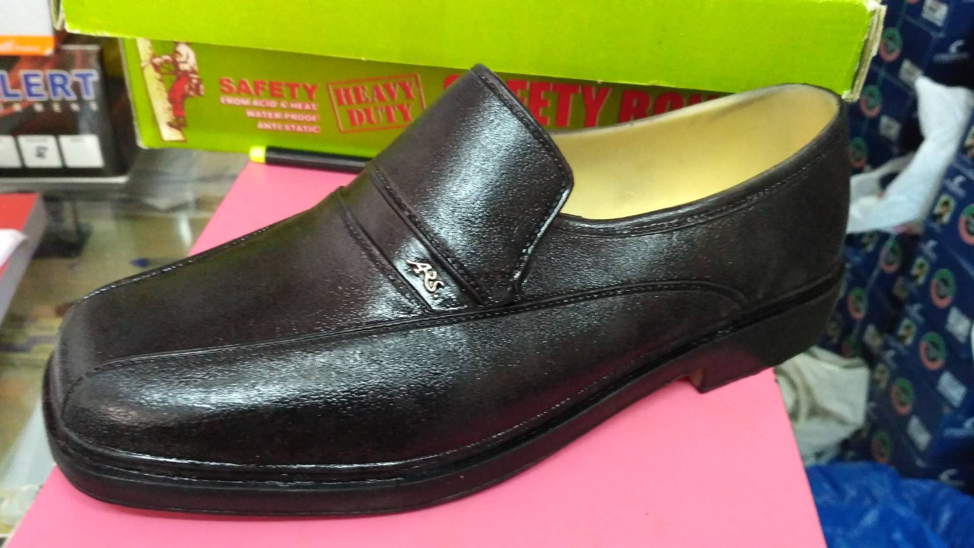 Madaan Rainy Shoes
