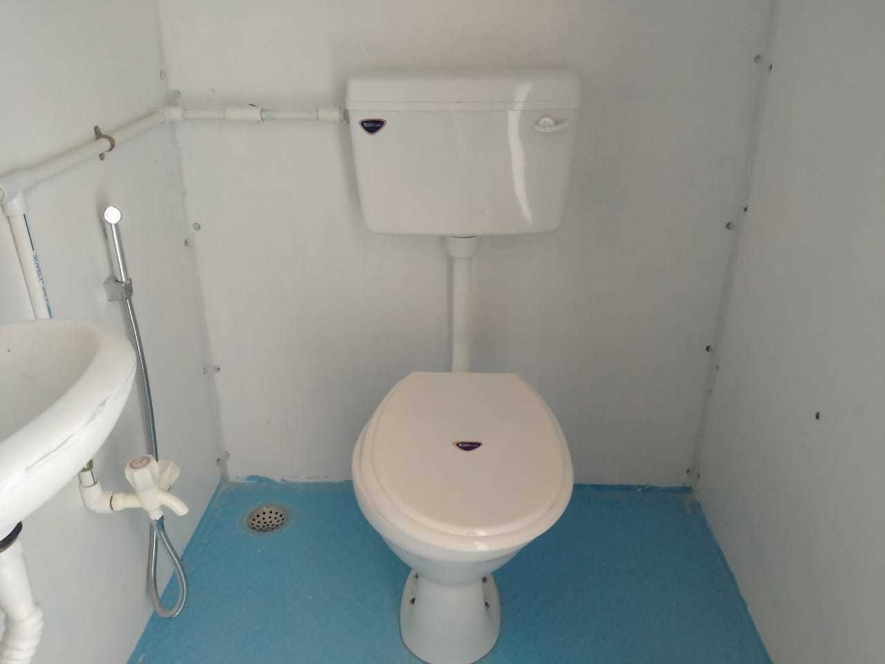 Western Toilet Cabin