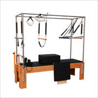 Reformer with Full Trapeze