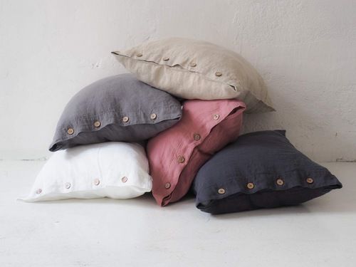 Handloon cushion