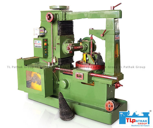 Universal Gear Hobbing Machine