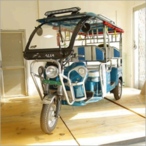 4 Seater Passenger E-Rickshaw