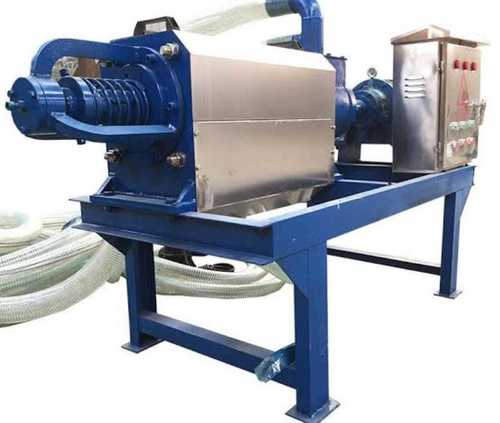 Cow Dung Dewatering Machine - Automatic Grade: Semi Automatic