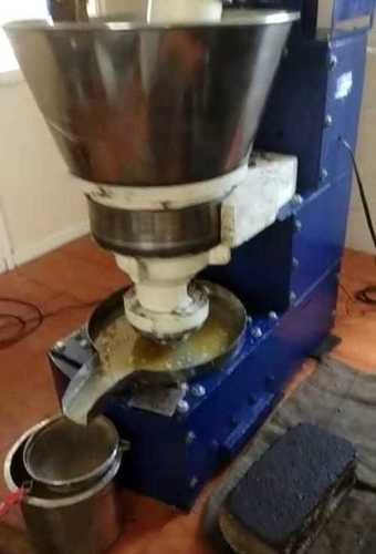 Oil Expeller Machine