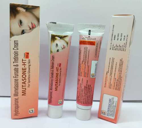 Hydroquinone USP Tretinoin Mometasone Furoate Cream
