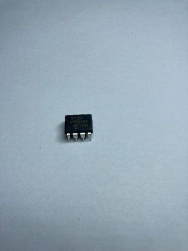12F1501 I/P MICROCHIP