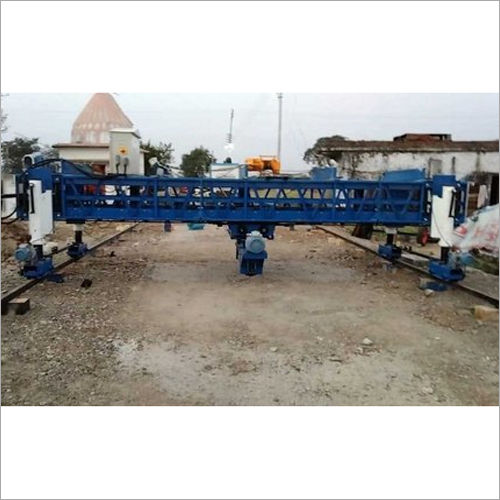 Mild Steel Concrete Road Paver Machine Voltage: 420 Volt (V)