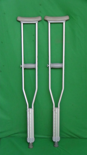 ConXport Under Arm Crutches Large