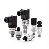 Pressure Transmitter - 29 Mm Diameter, 50x50x80 Mm, 0-10 Bar Range, Ip65 Rating | Compact Design, High Precision, Inline Mounting, 4-20 Ma Output