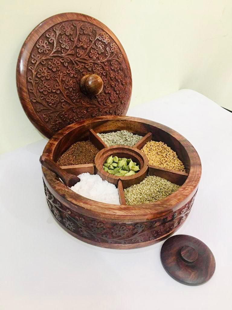 spice box handcarved, spico6C