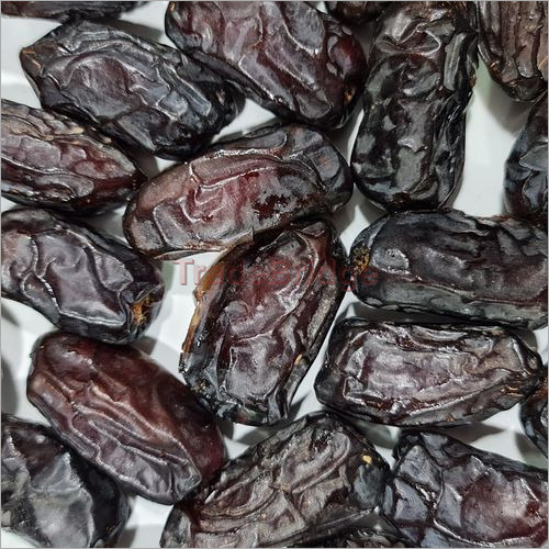Green Pearl Kalmi Dates
