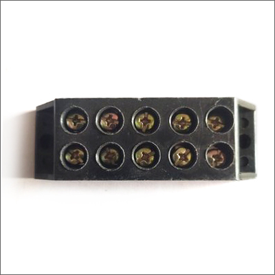 Bakelite Terminal - 5 Way Close Type, Industrial Application | Rated Voltage 415 Volt (V)