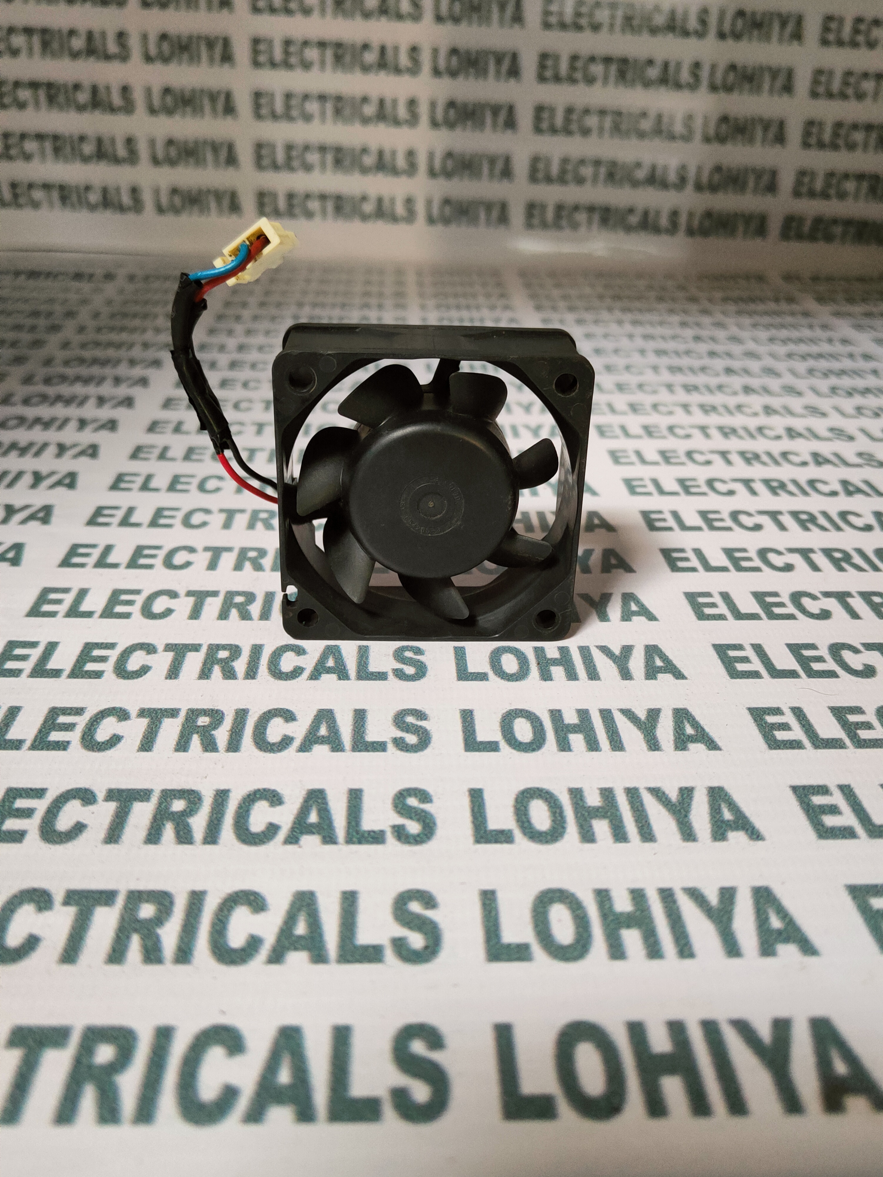 SANYO DENKI 9W0624H4D03 FAN