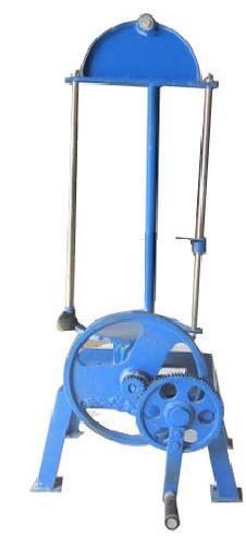 Sieve Shaker - Hand Operated - Color: Blue