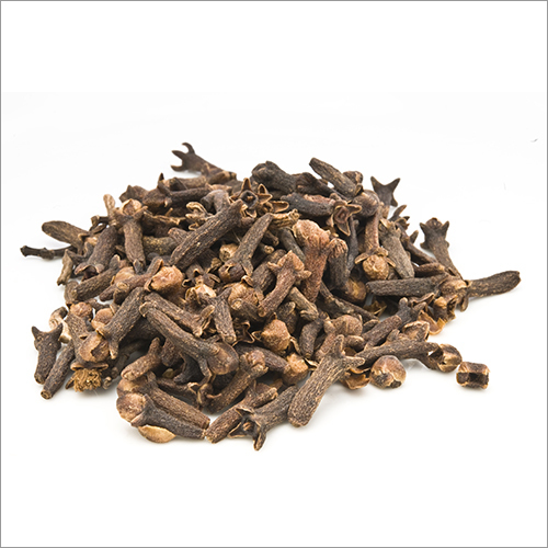 Laung (Cloves)