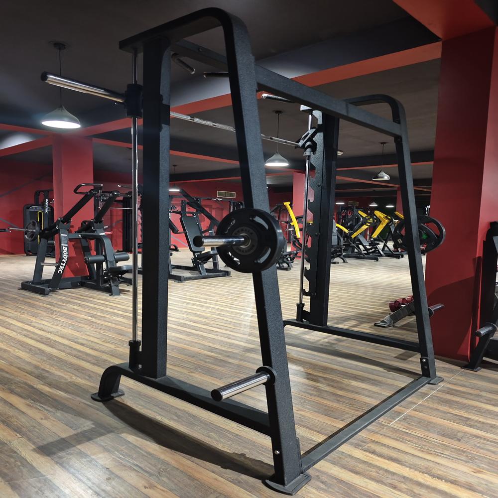 Smith Machine - Application: Gain Strength