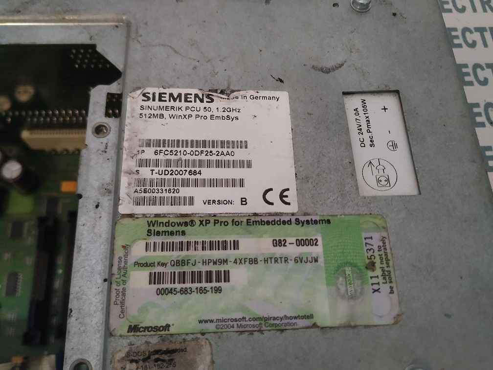 SIEMENS SINUMERIK PCU 6FC5210-0DF25-2AB0