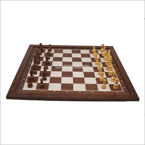 Minar Style Pattern Seamless Design Chess Board Game Set