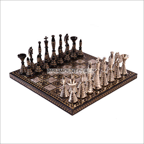 Brass Metal Fischer Design Shiny Silver And Black Luxury Chess Pieces and Board Combo Set