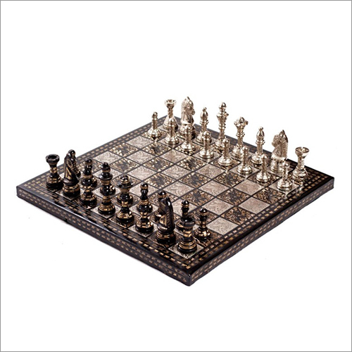 Brass Metal Shiny Silver And Black Color Luxury Chess Pieces and Board Combo Set