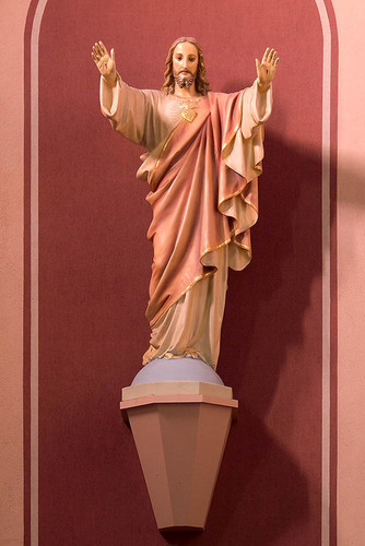 Jesus Statue 020