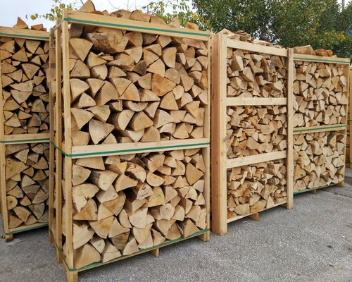 Dry Beech / Oak Firewood On Pallets