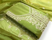 COMELY SALWAR SUIT FOR  WOMEN