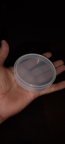 petri dishes