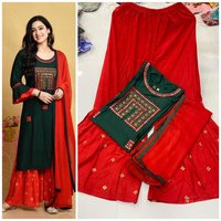 NEW DESIGNER COMELY KURTI FOR WOMEN FASHION
