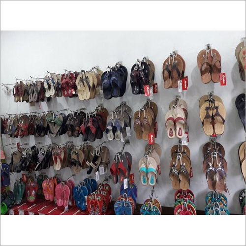 Wall Mounted Shoe Display Hanger