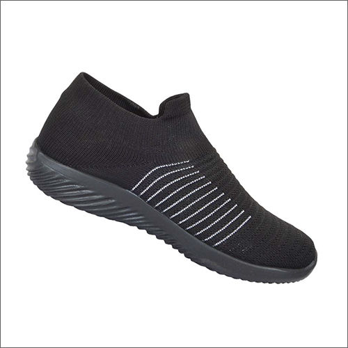 6X10 Black Breaker Sports Shoes Size: 6-10