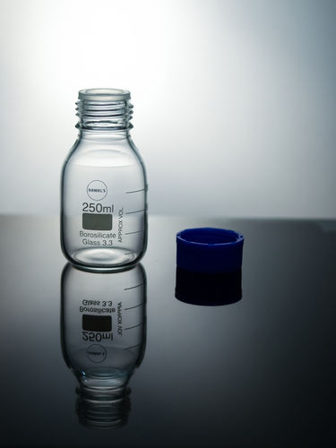 Borosilicate Glass Reagent Bottle