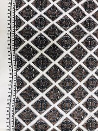 Wool Gola Jaal Shawl