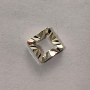 Square Inner Prong 64 Cut Open Miracle Plate Findings