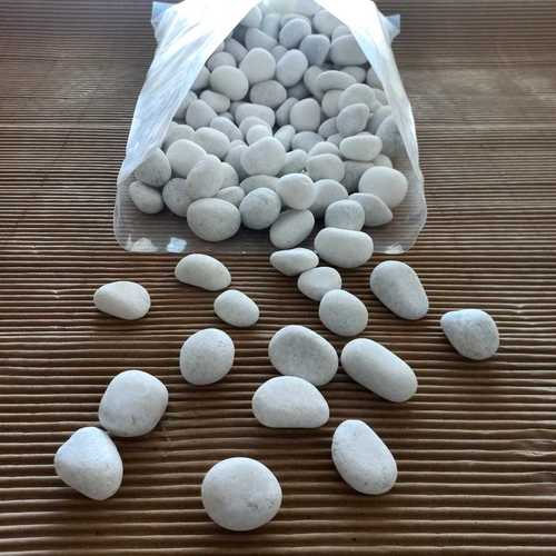 Pure white marble burnt round pebbles stones and dolomite pebbles stone tumble marble rocks