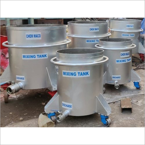 Stainless Steel Liquid Mixing Tank By CHEM-MACO