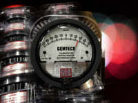 Nextech Differential Magnehelic Pressure Gauge Range 0-25 Mm Accuracy: A A 2% Of Full Span At 70 21 3% On -0