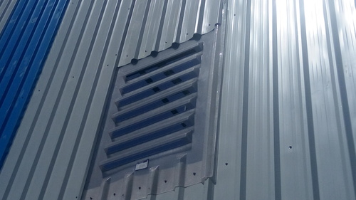 Polycarbonate industrial louvers