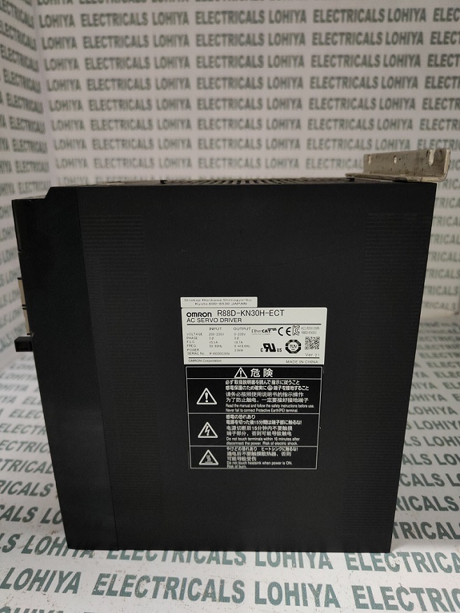 OMRON AC SERVO DRIVE R88D-KN30H-ECT