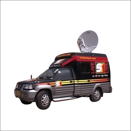 DSNG Studio Vans