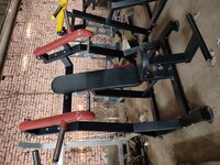plate loaded chest press machine