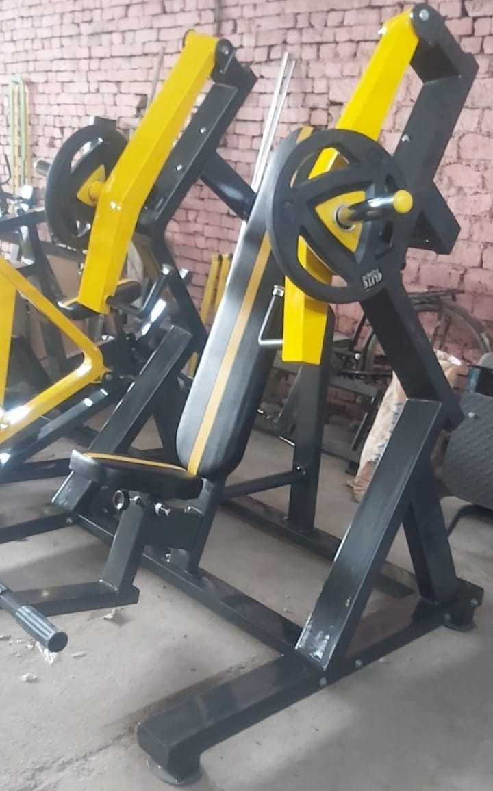 plate loaded chest press machine