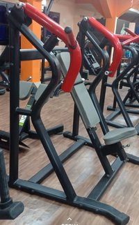 plate loaded chest press machine